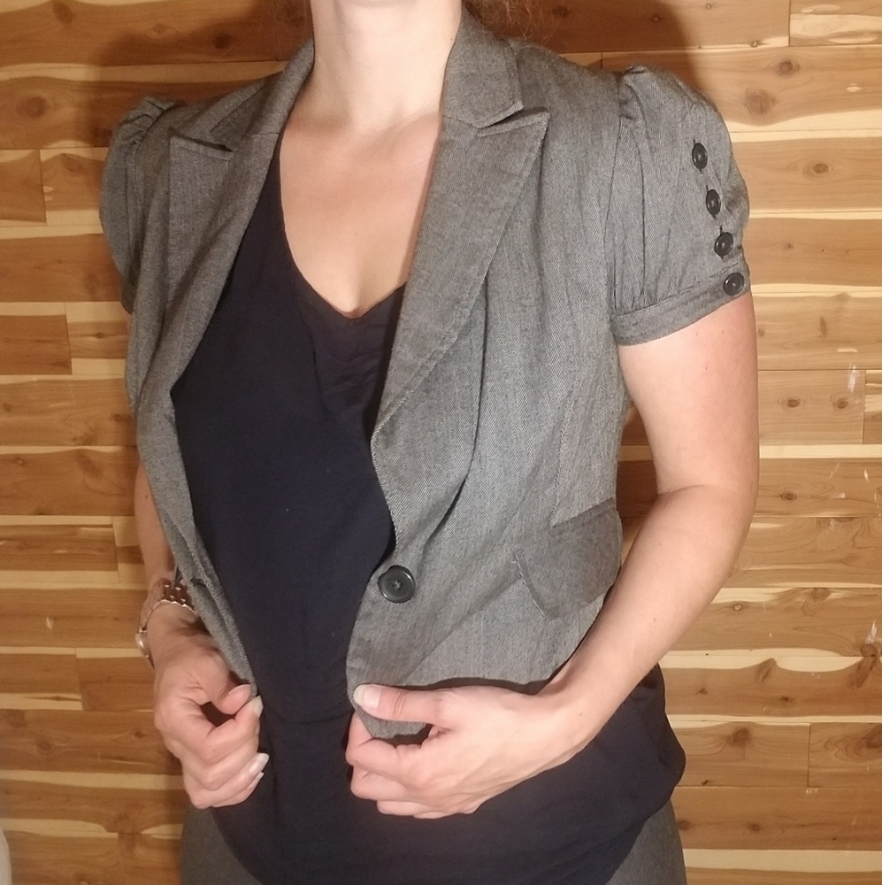 Short Sleeve Blazer